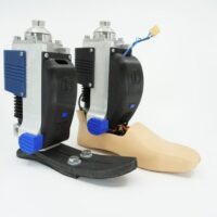 La nuova protesi D-Ankle ideata da Design Pro Technology permette un’andatura naturale con un piede artificiale